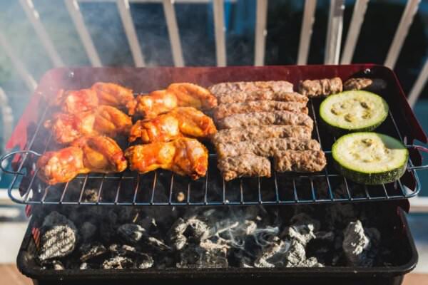 Grillen auf Balkon