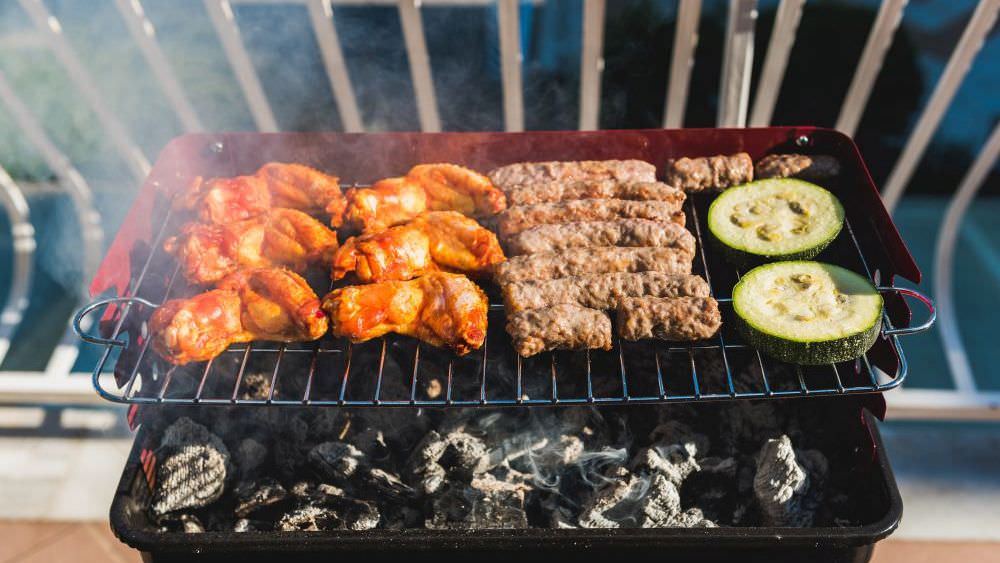 Grillen auf Balkon