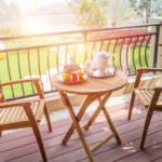 Balkon und Terrasse fit für den Frühling machen