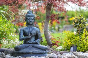 Buddha im Garten