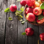 Tipps für die Apfelernte im Herbst: richtig ernten und lagern