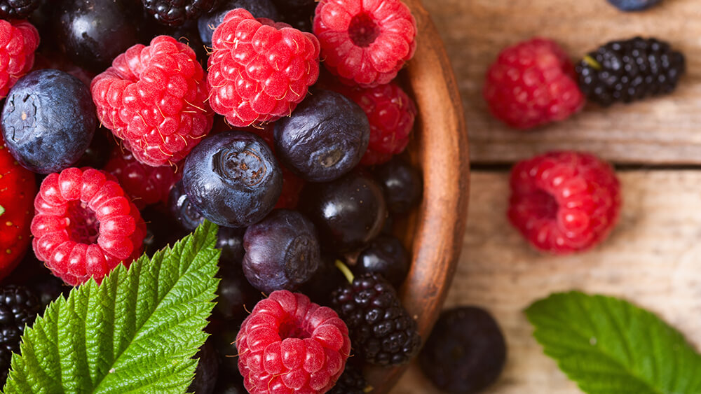 10 gesunde Wildfrüchte – wer braucht schon Superfoods von fremden Ländern?