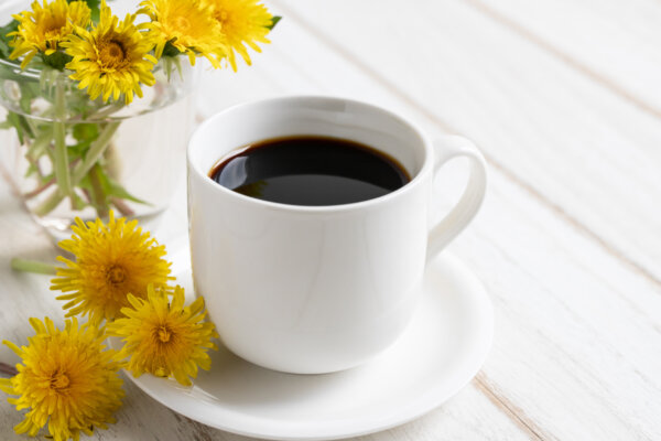 Kaffee mit Löwenzahn