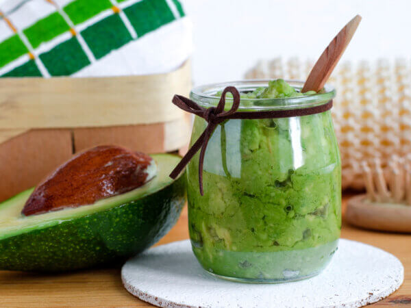 Die Vorzüge von Avocados für Haut und Haar