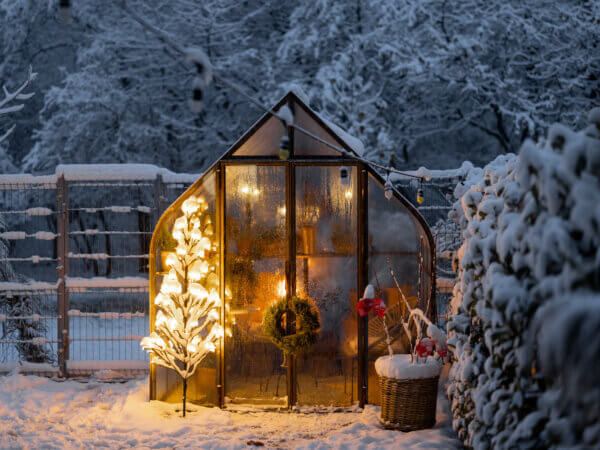 Gartenhaus winterfest machen – so kommt Ihre Laube gut durch den Winter