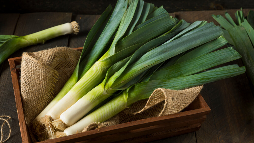 Lauch im Korb